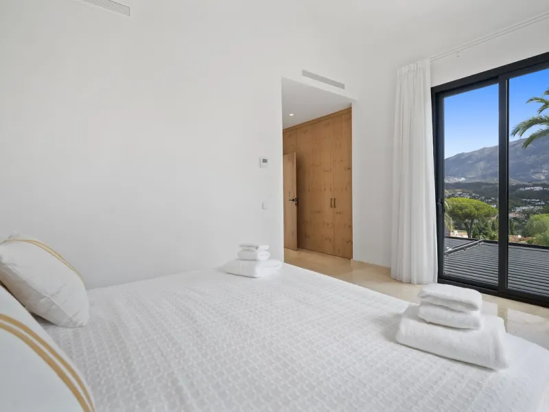 Spectacular new villa in Nueva Andalucia