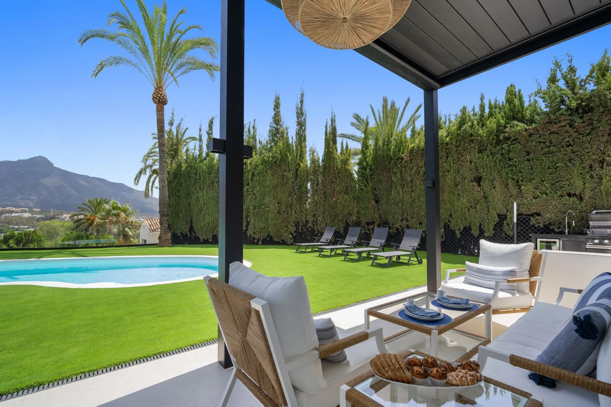 Spectacular new villa in Nueva Andalucia