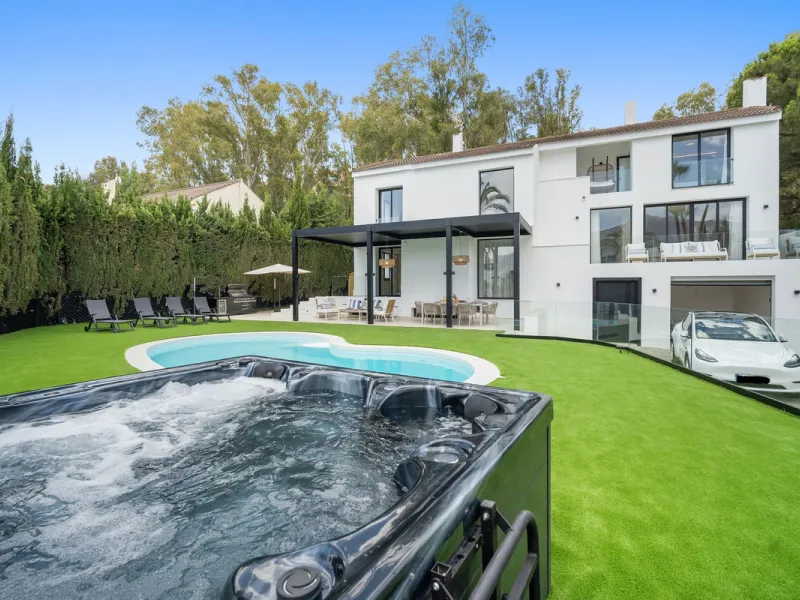 Spectacular new villa in Nueva Andalucia