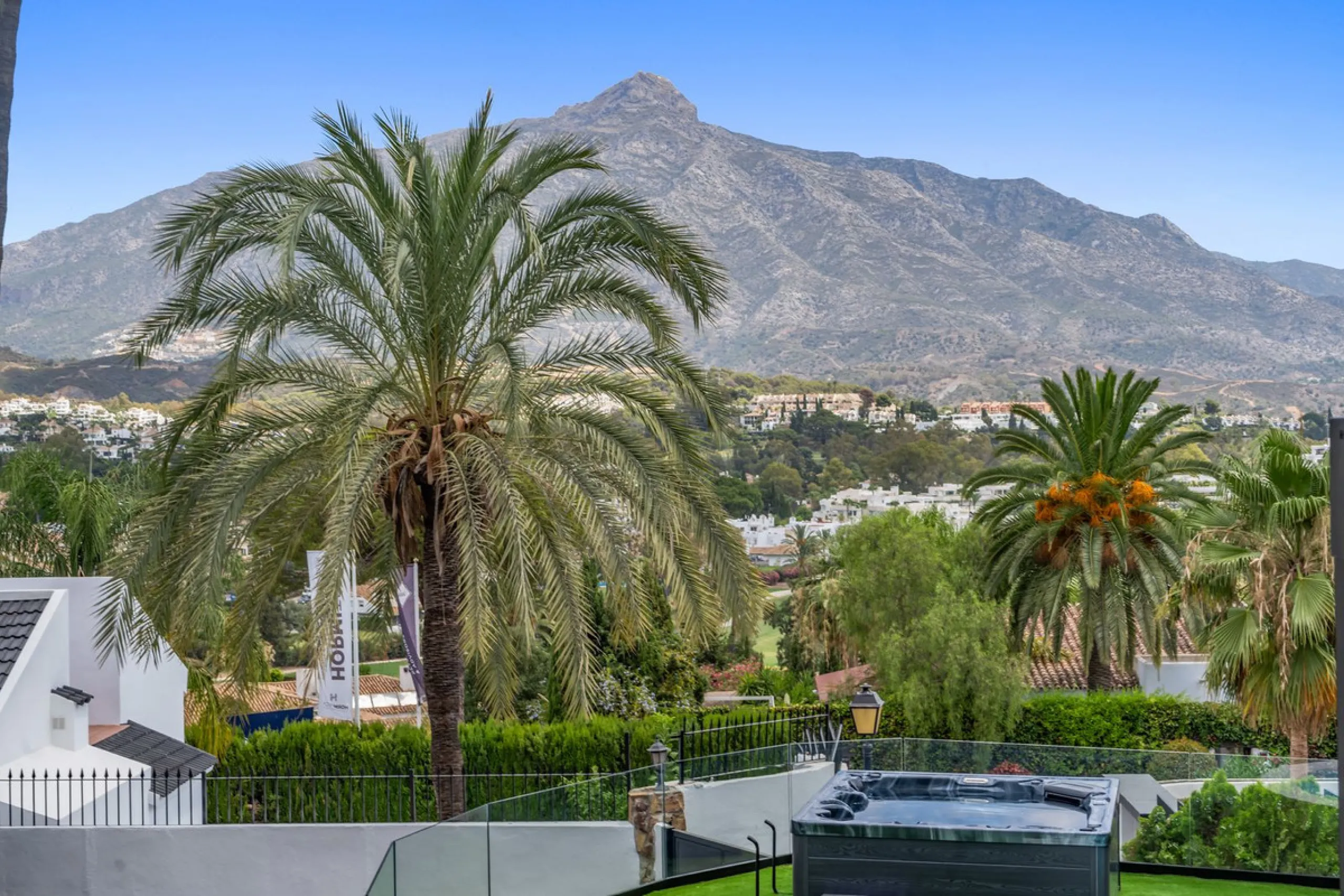 Spectacular new villa in Nueva Andalucia