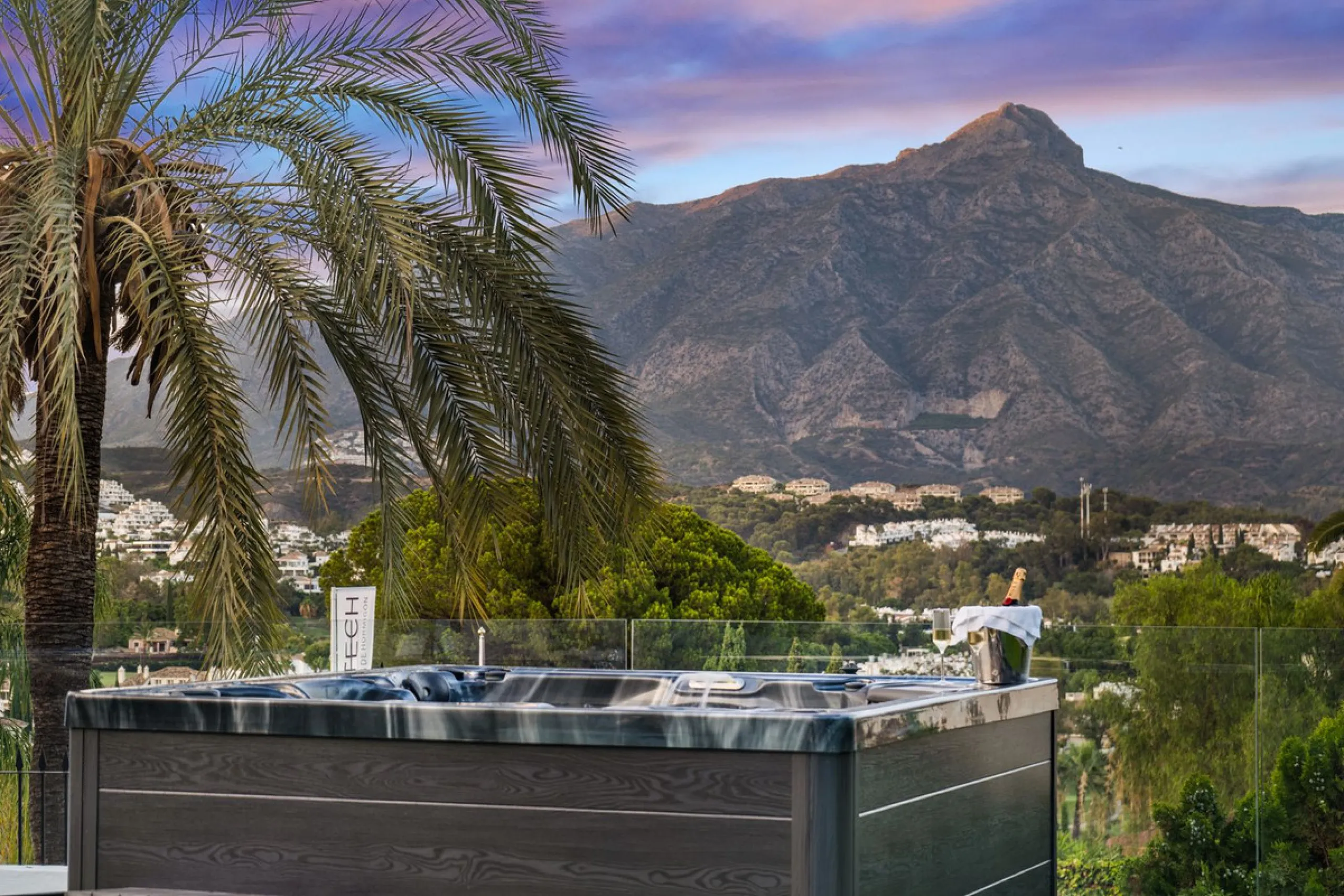 Spectacular new villa in Nueva Andalucia