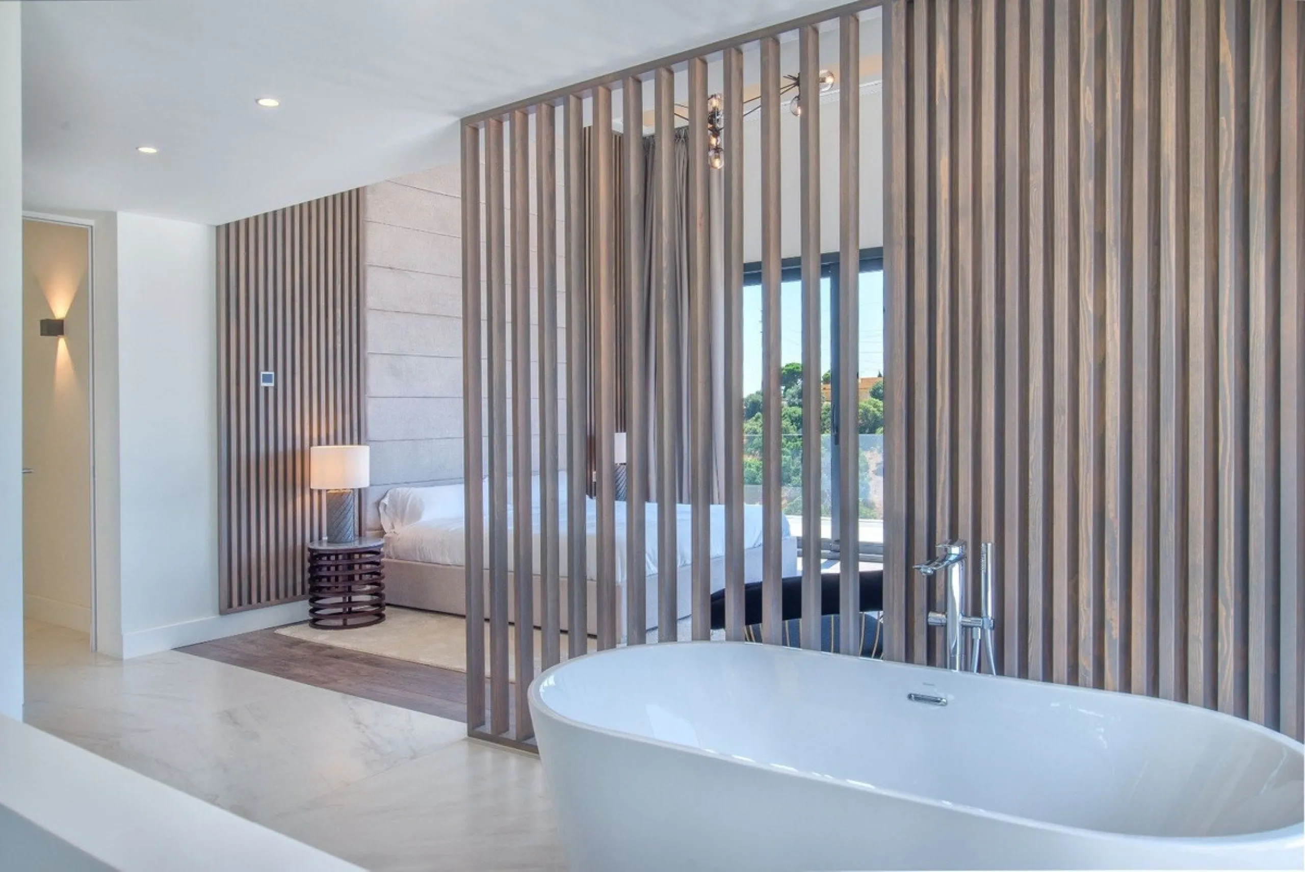 We are proud to present to the market this luxurious villa in the popular Elviria area, just to the east of Marbella.
