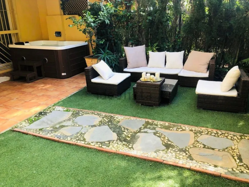 BEAUTIFUL GROUND FLOOR APARTMENT IN NICE URBANIZATION IN CALAHONDA