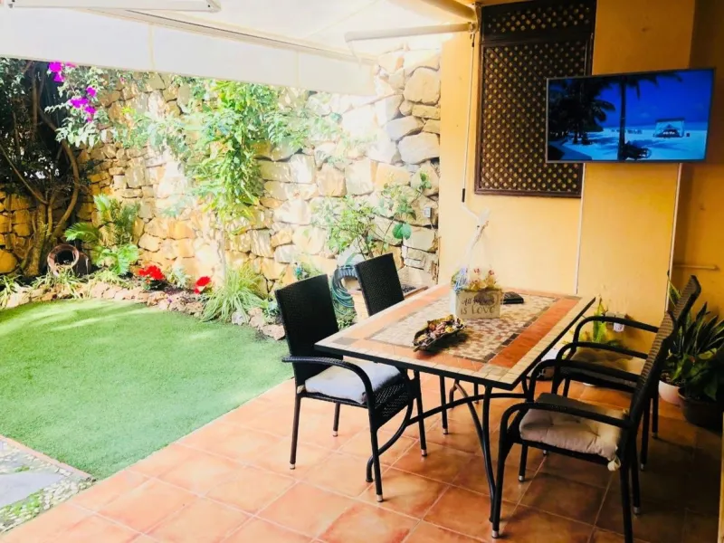 BEAUTIFUL GROUND FLOOR APARTMENT IN NICE URBANIZATION IN CALAHONDA