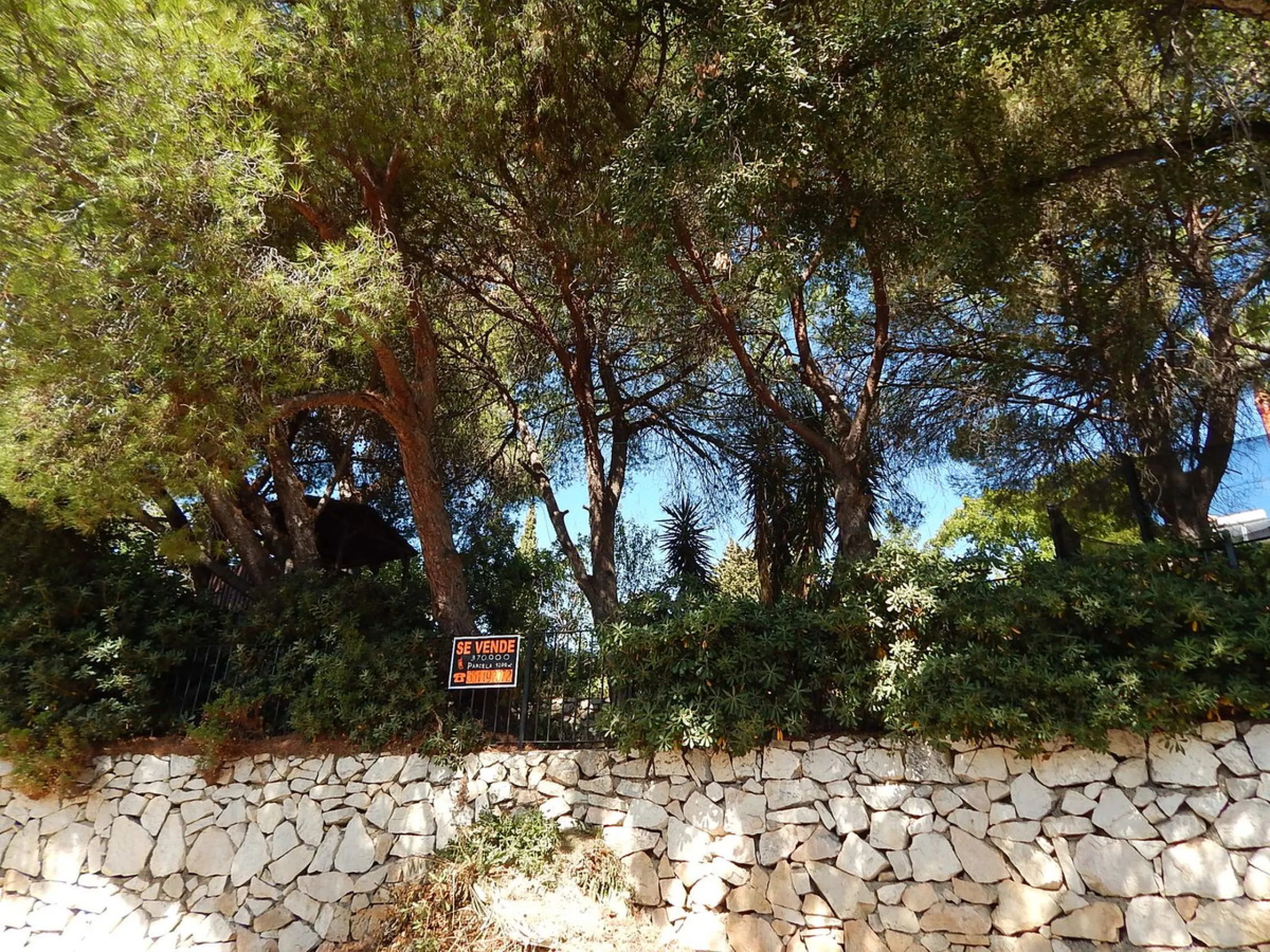 Plot - Residential Plot в продаже в Marbella, Málaga. Площадь участка 1199 м²