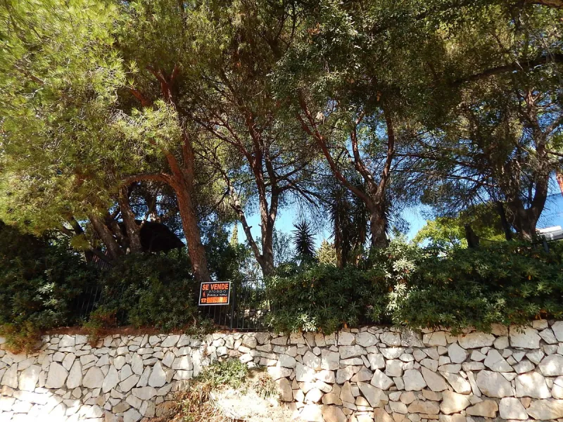 Plot - Residential Plot в продаже в Marbella, Málaga. Площадь участка 1199 м²
