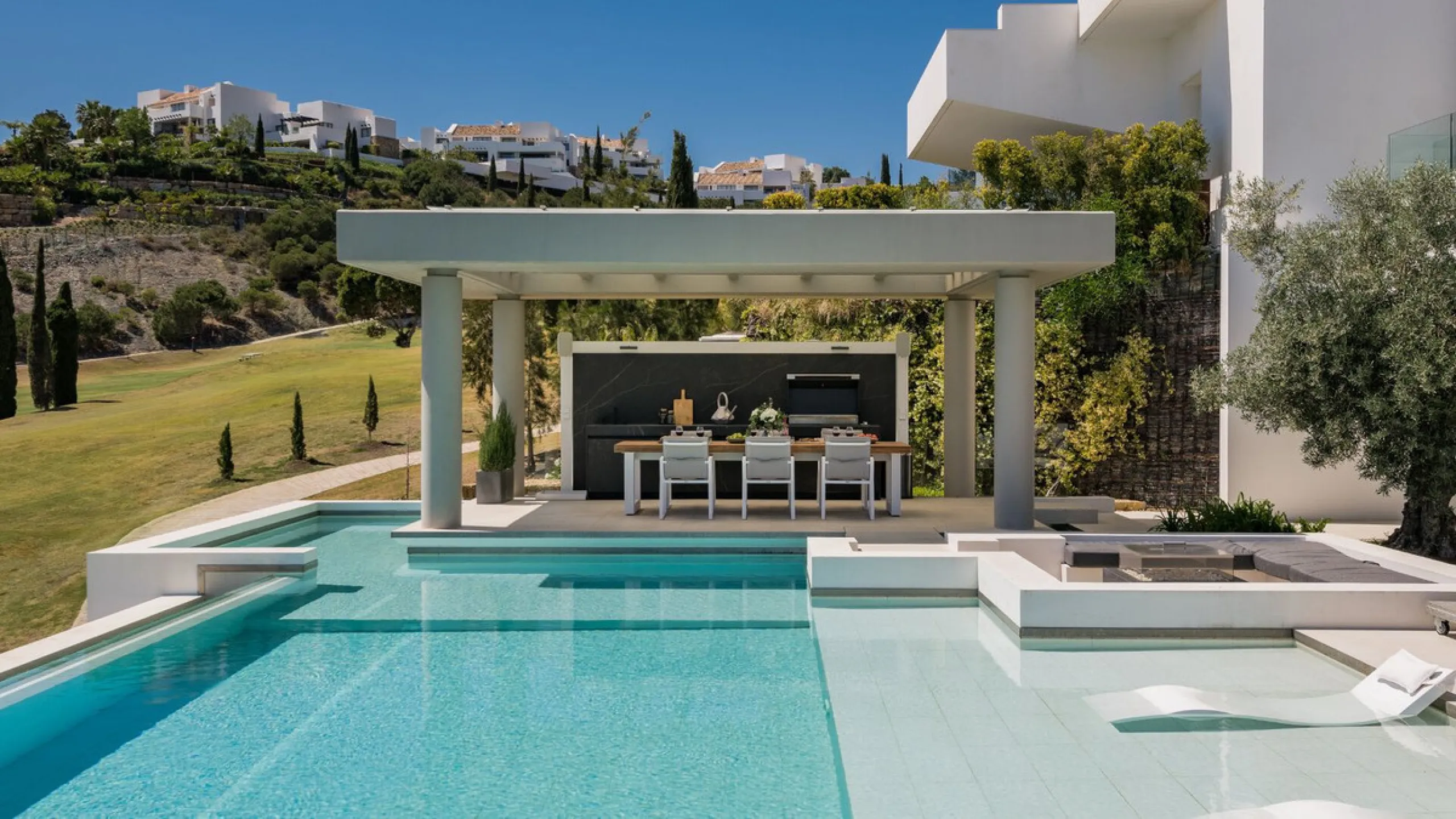 THE EPITOME OF STYLISH, LUXURY AND ELEGANT LIVING LOS FLAMINGOS MARBELLA