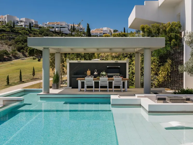 THE EPITOME OF STYLISH, LUXURY AND ELEGANT LIVING LOS FLAMINGOS MARBELLA
