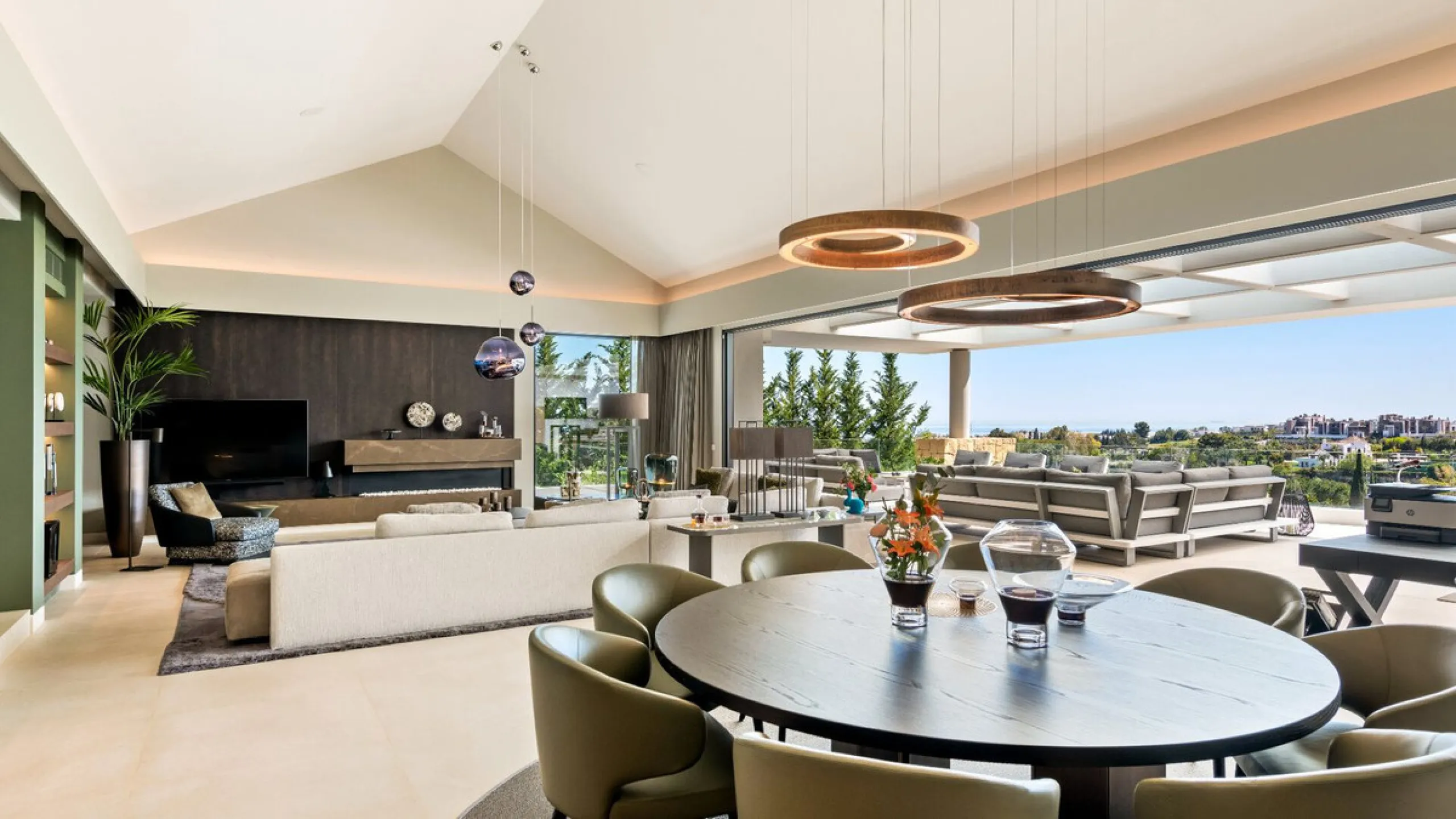 THE EPITOME OF STYLISH, LUXURY AND ELEGANT LIVING LOS FLAMINGOS MARBELLA