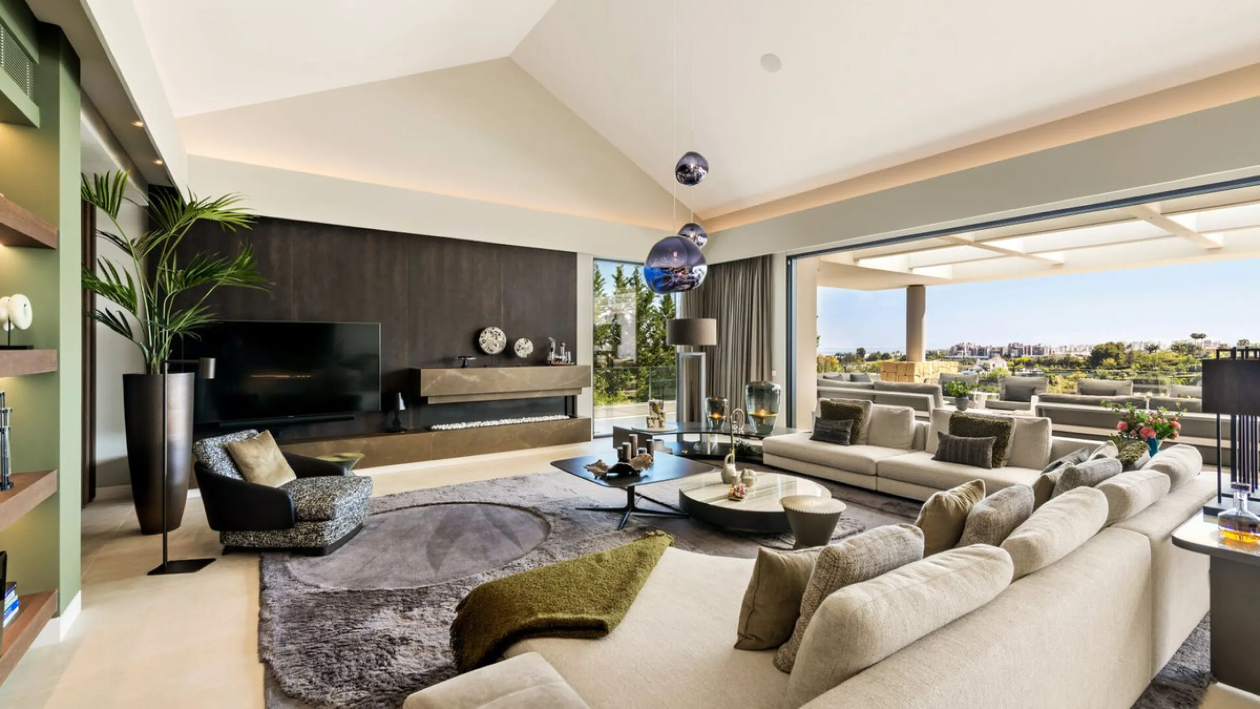 THE EPITOME OF STYLISH, LUXURY AND ELEGANT LIVING LOS FLAMINGOS MARBELLA