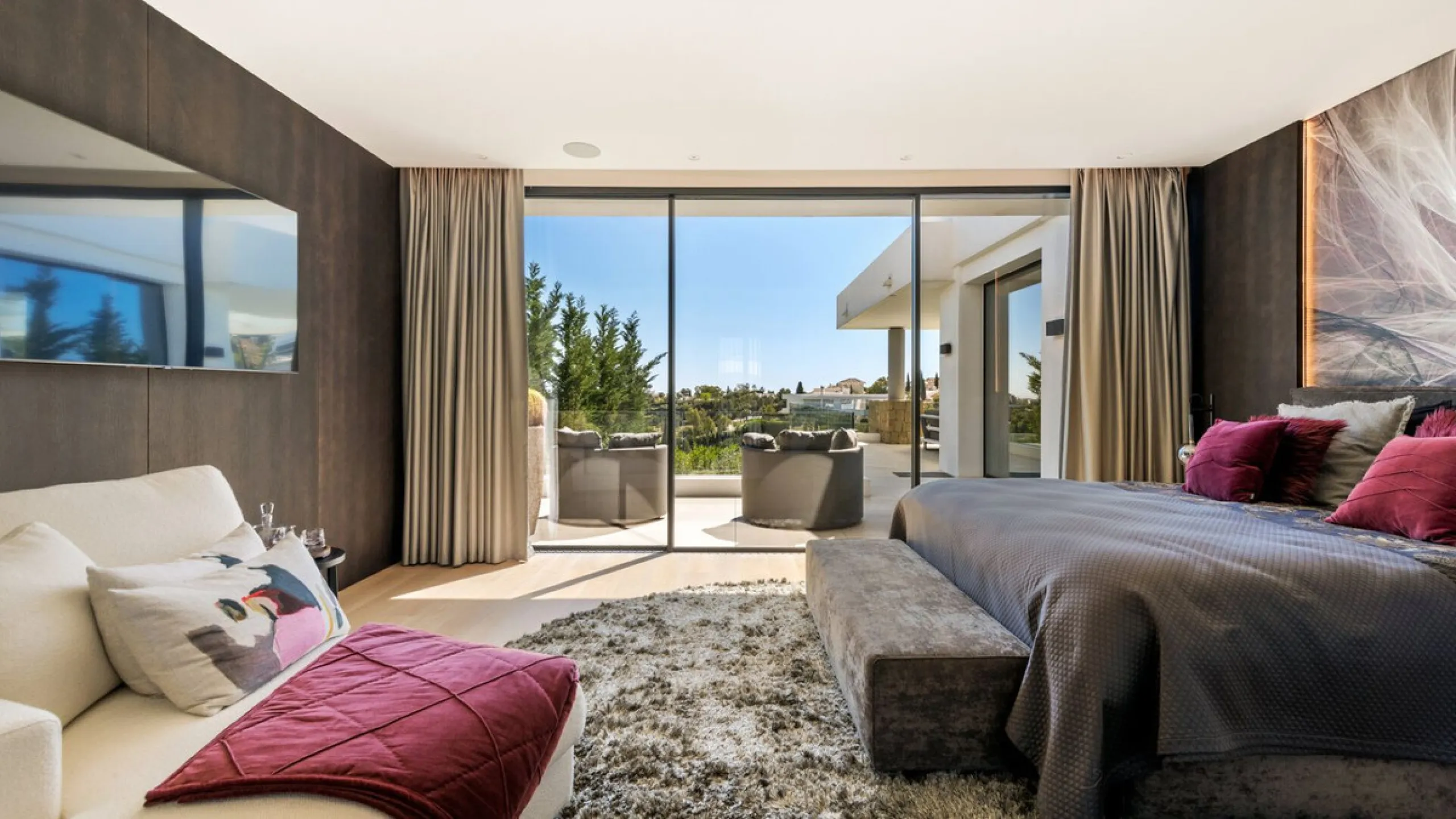 THE EPITOME OF STYLISH, LUXURY AND ELEGANT LIVING LOS FLAMINGOS MARBELLA