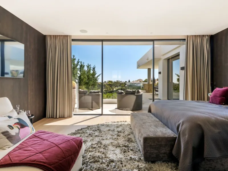 THE EPITOME OF STYLISH, LUXURY AND ELEGANT LIVING LOS FLAMINGOS MARBELLA
