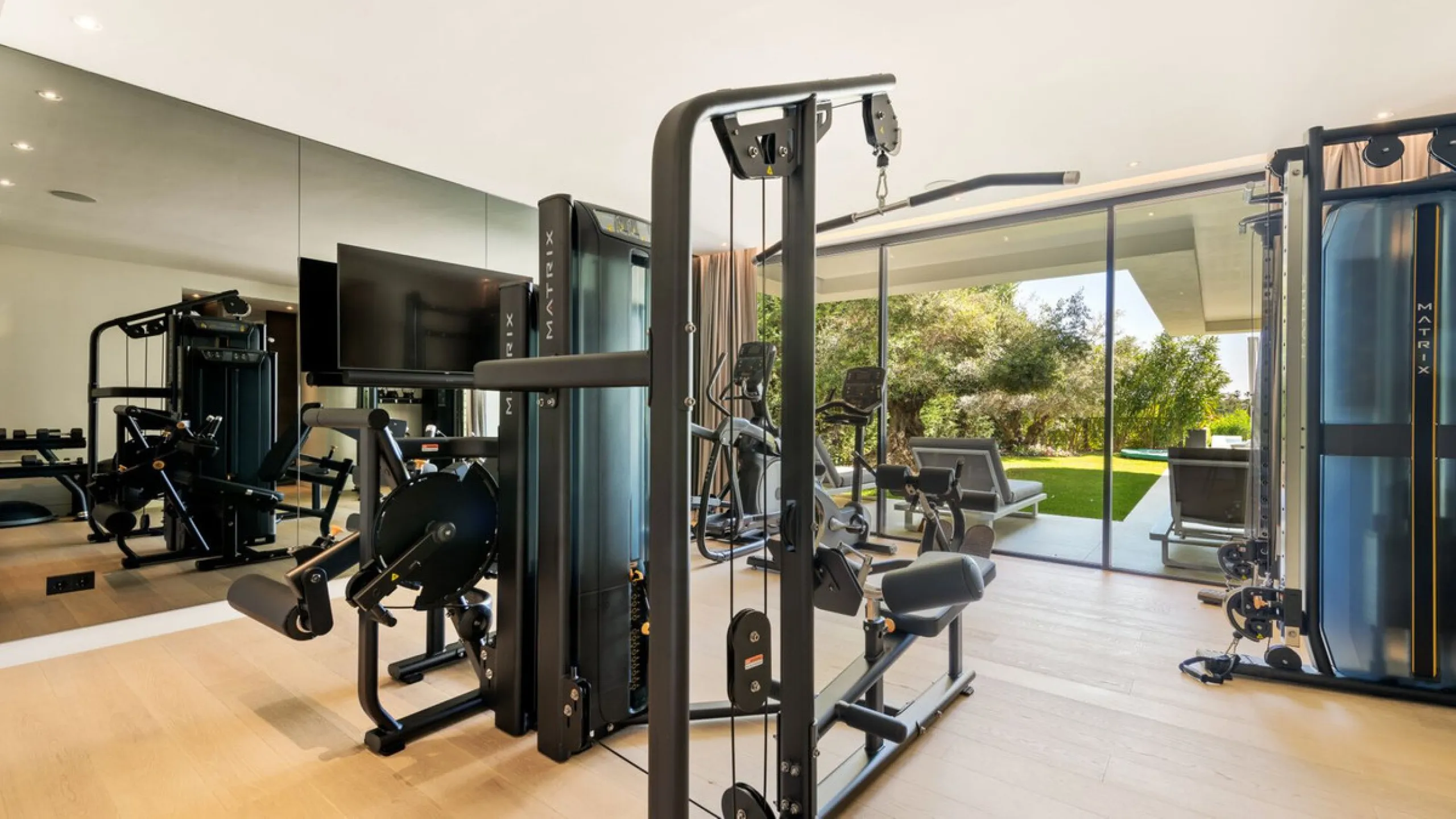 THE EPITOME OF STYLISH, LUXURY AND ELEGANT LIVING LOS FLAMINGOS MARBELLA
