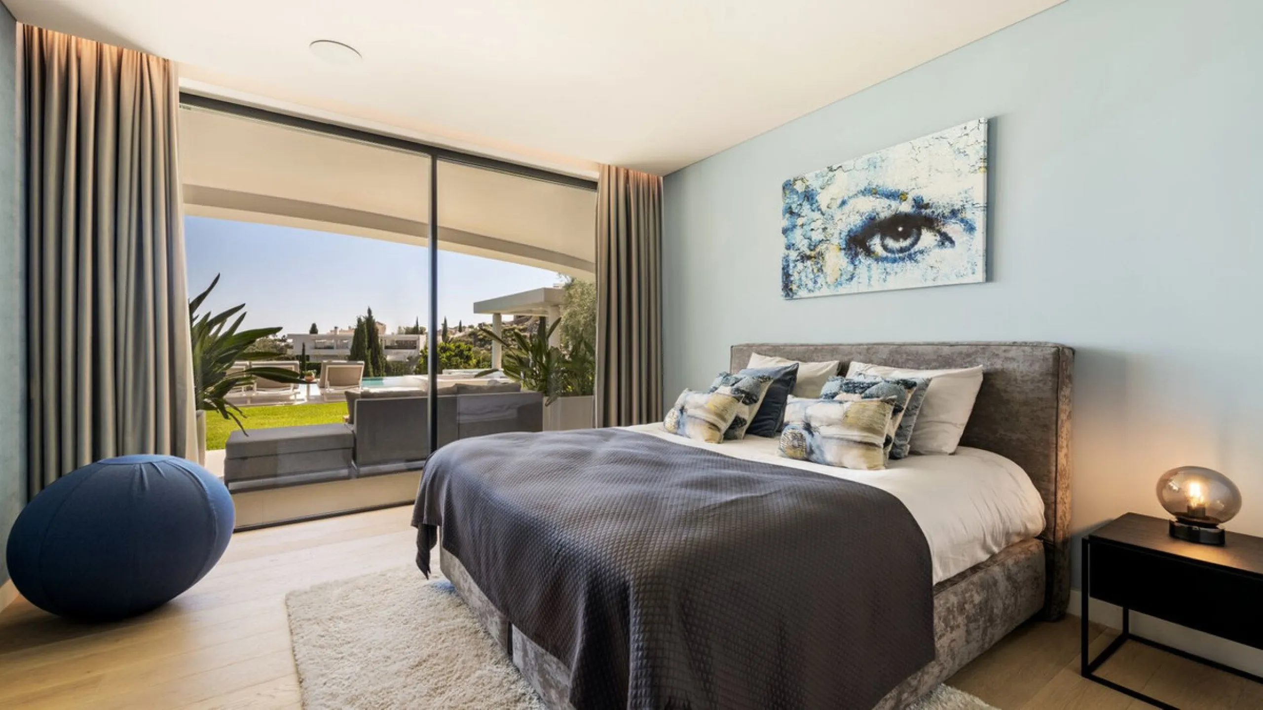 THE EPITOME OF STYLISH, LUXURY AND ELEGANT LIVING LOS FLAMINGOS MARBELLA