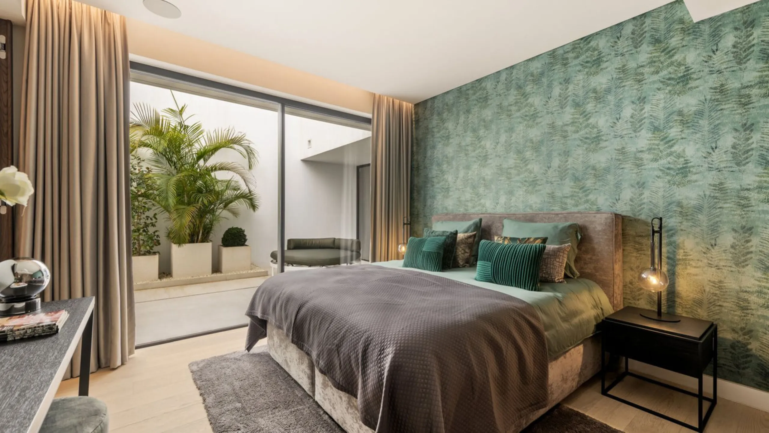 THE EPITOME OF STYLISH, LUXURY AND ELEGANT LIVING LOS FLAMINGOS MARBELLA