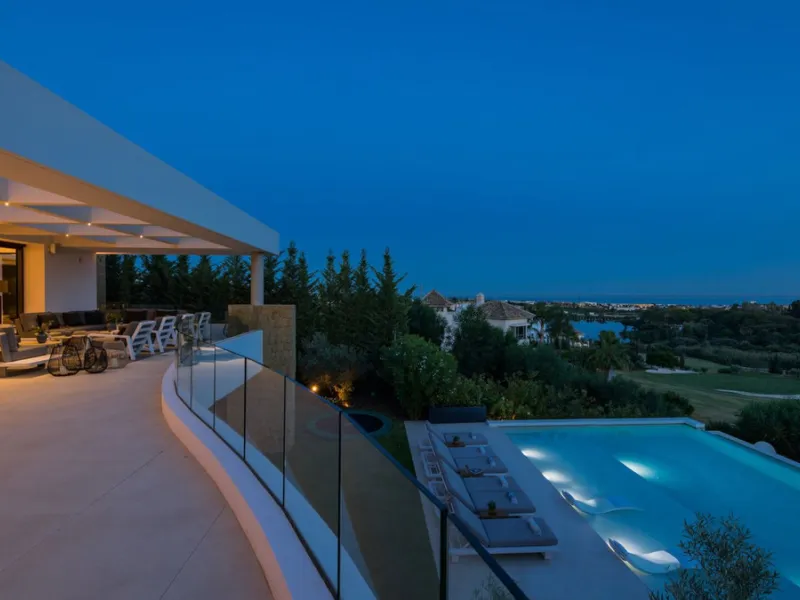 THE EPITOME OF STYLISH, LUXURY AND ELEGANT LIVING LOS FLAMINGOS MARBELLA