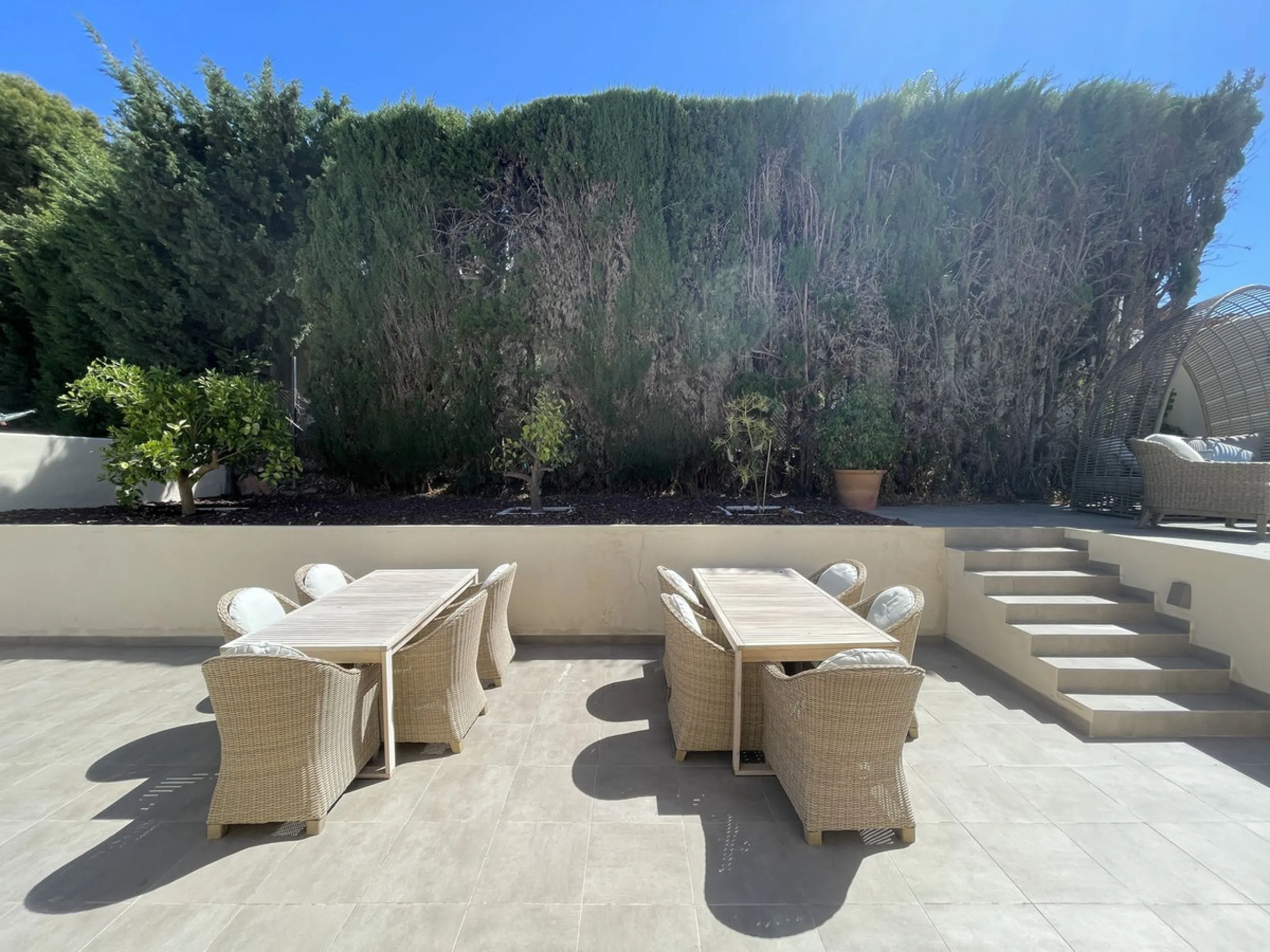 House - Detached Villa в продаже в Mijas, Málaga. В доме 5 спален и 5 ванных комнат. Площадь дома 299 м². Площадь участка 530 м²