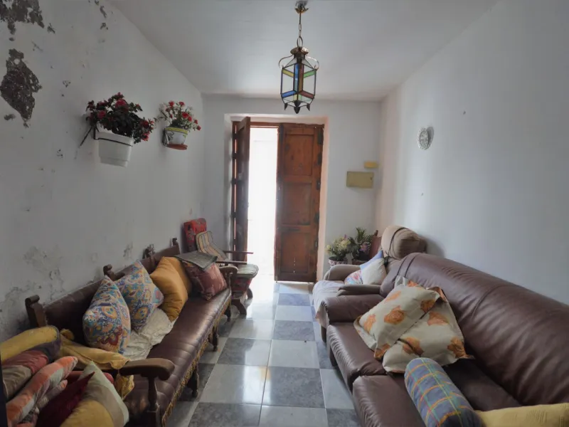 Attention investors. Historic home in the old town of Marbella.