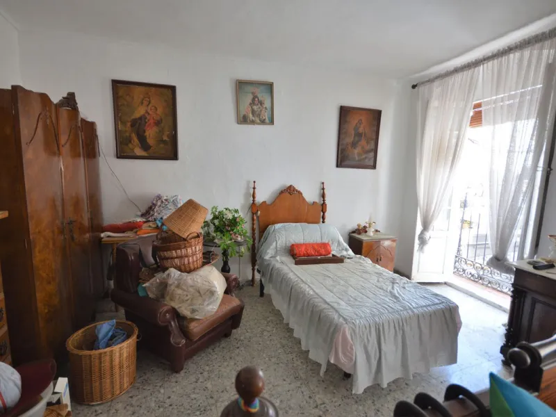 Attention investors. Historic home in the old town of Marbella.
