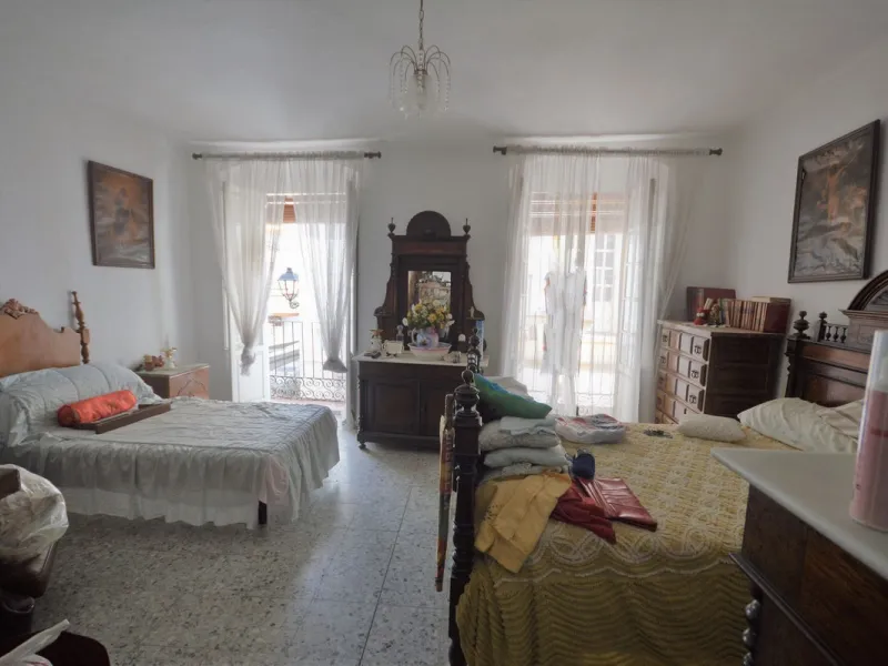 Attention investors. Historic home in the old town of Marbella.