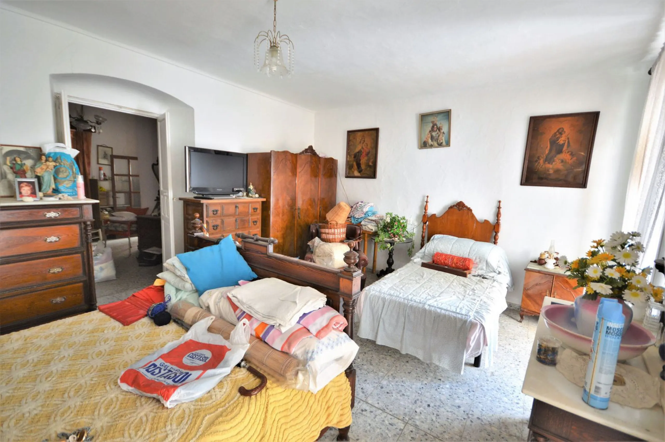 Attention investors. Historic home in the old town of Marbella.