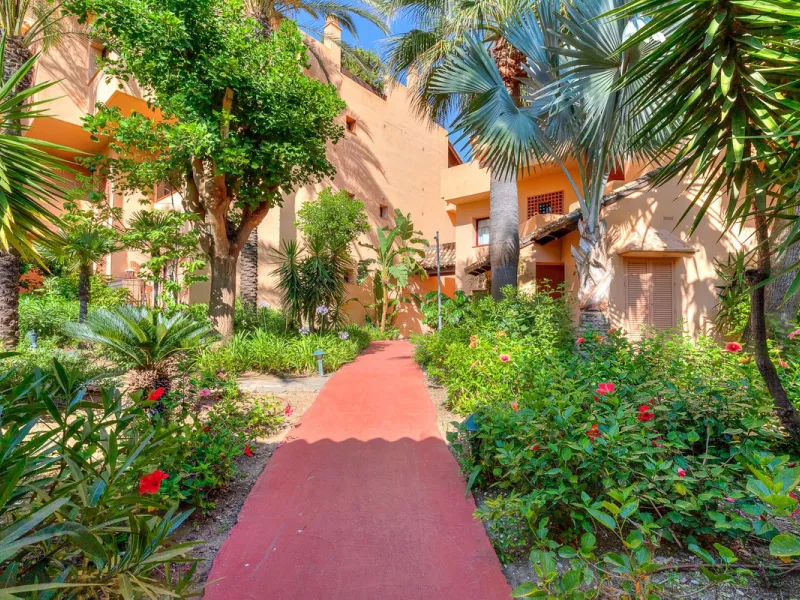 This breathtaking refurbished duplex penthouse offers a stunning beachside retreat, just steps from the wonderful promenade and beaches of San Pedro de Alcántara.  The residence is bathed in natural sunlight throughout the day and features mesmerizing vie