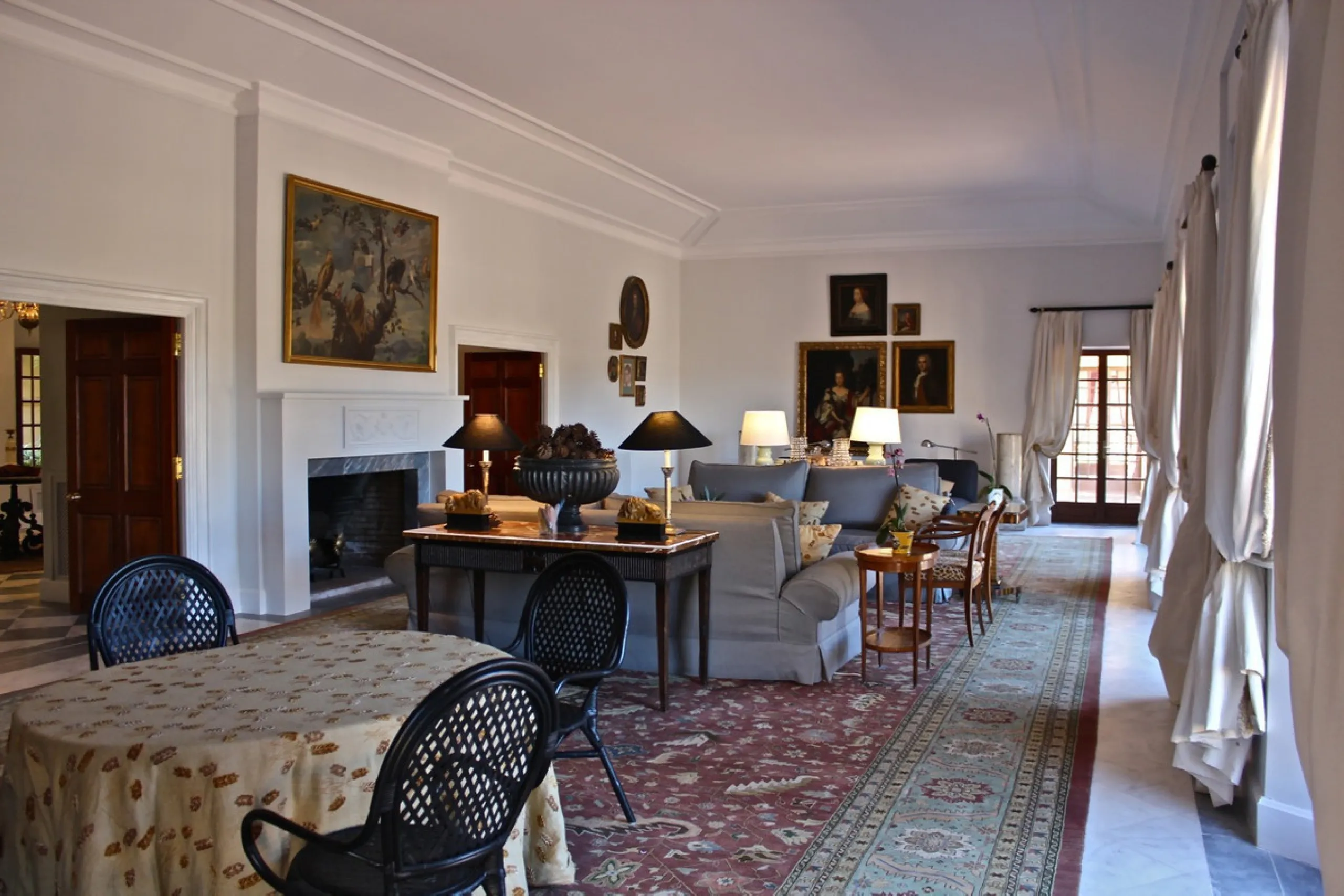 House - Finca - Cortijo в продаже в Ronda, Málaga. В доме 6 спален и 6 ванных комнат. Площадь дома 628 м². Площадь участка 245539 м²