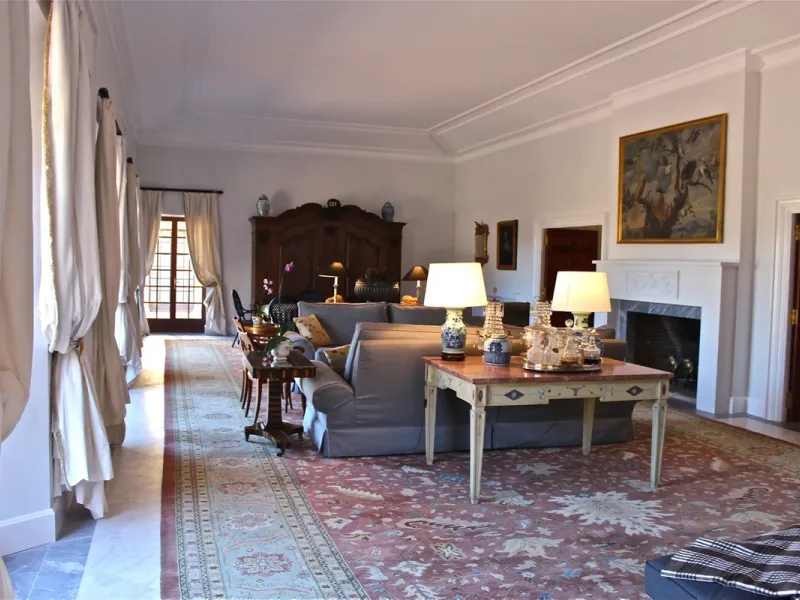 House - Finca - Cortijo в продаже в Ronda, Málaga. В доме 6 спален и 6 ванных комнат. Площадь дома 628 м². Площадь участка 245539 м²