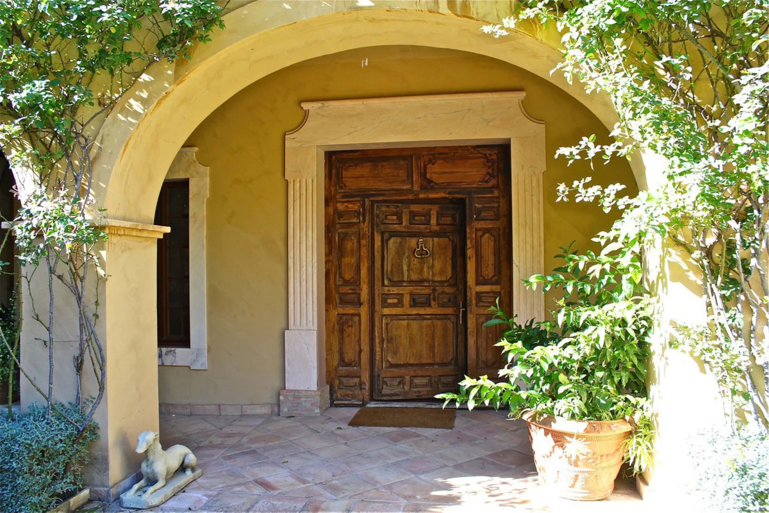 House - Finca - Cortijo в продаже в Ronda, Málaga. В доме 6 спален и 6 ванных комнат. Площадь дома 628 м². Площадь участка 245539 м²