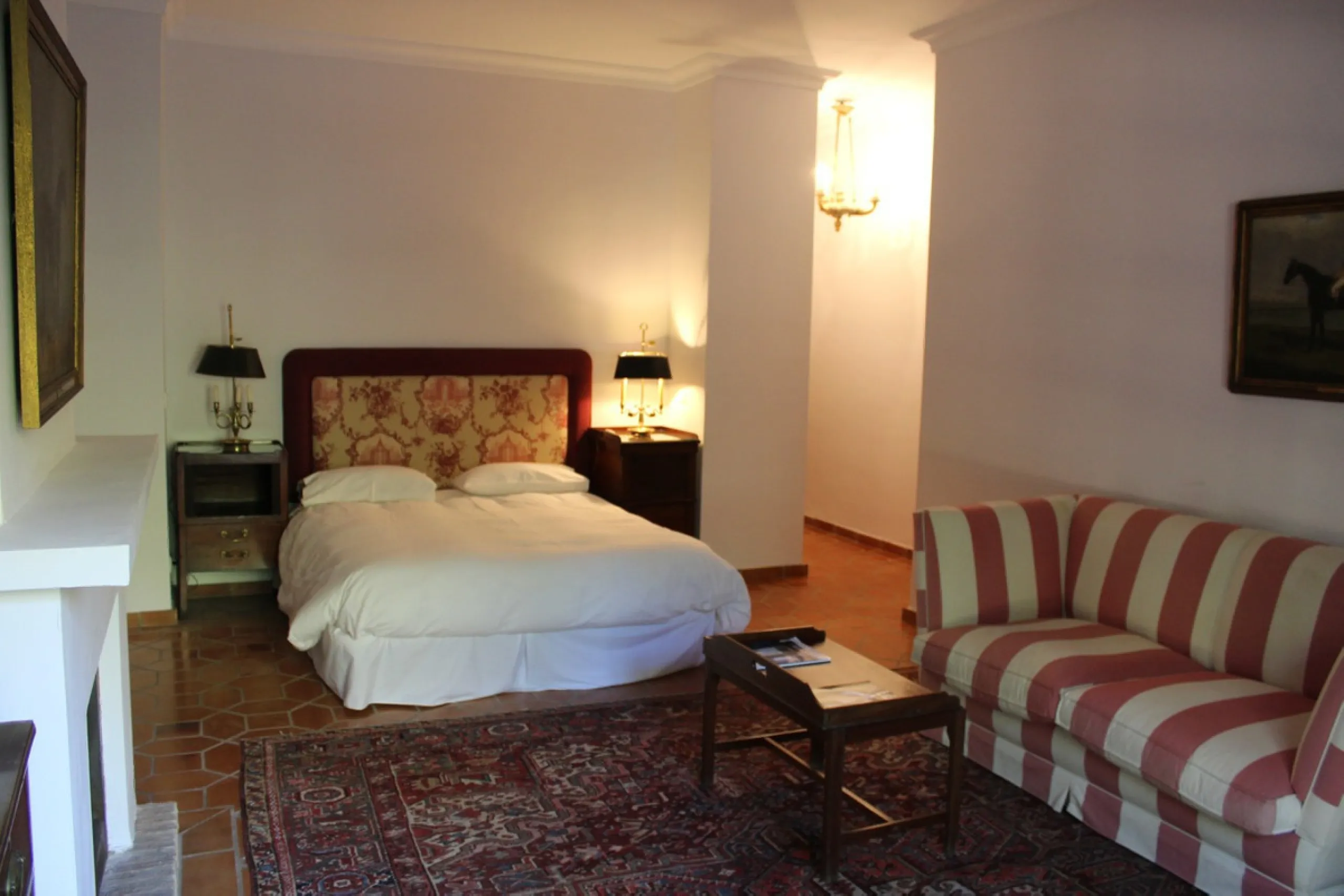 House - Finca - Cortijo в продаже в Ronda, Málaga. В доме 6 спален и 6 ванных комнат. Площадь дома 628 м². Площадь участка 245539 м²