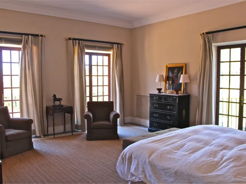 House - Finca - Cortijo в продаже в Ronda, Málaga. В доме 6 спален и 6 ванных комнат. Площадь дома 628 м². Площадь участка 245539 м²