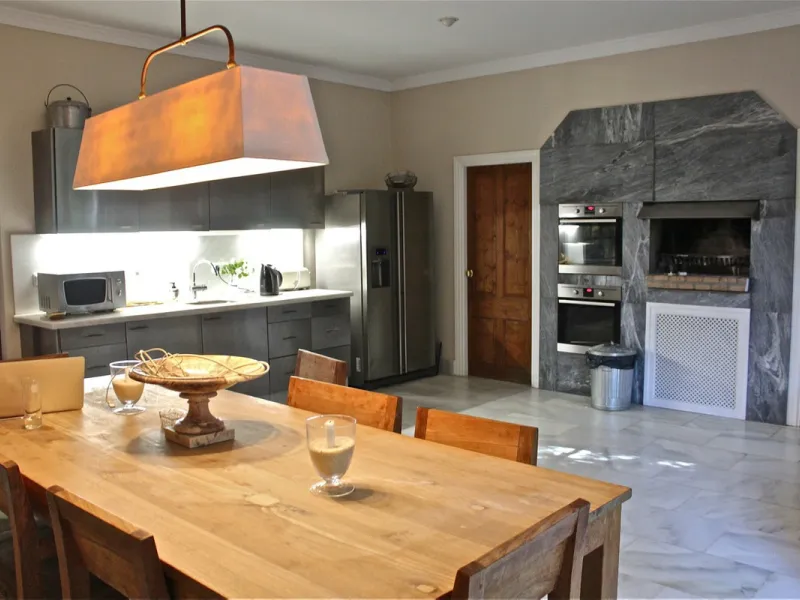 House - Finca - Cortijo в продаже в Ronda, Málaga. В доме 6 спален и 6 ванных комнат. Площадь дома 628 м². Площадь участка 245539 м²