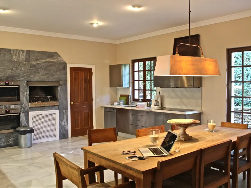 House - Finca - Cortijo в продаже в Ronda, Málaga. В доме 6 спален и 6 ванных комнат. Площадь дома 628 м². Площадь участка 245539 м²
