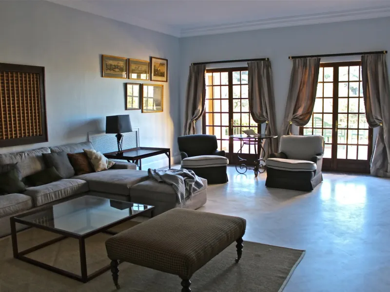 House - Finca - Cortijo в продаже в Ronda, Málaga. В доме 6 спален и 6 ванных комнат. Площадь дома 628 м². Площадь участка 245539 м²