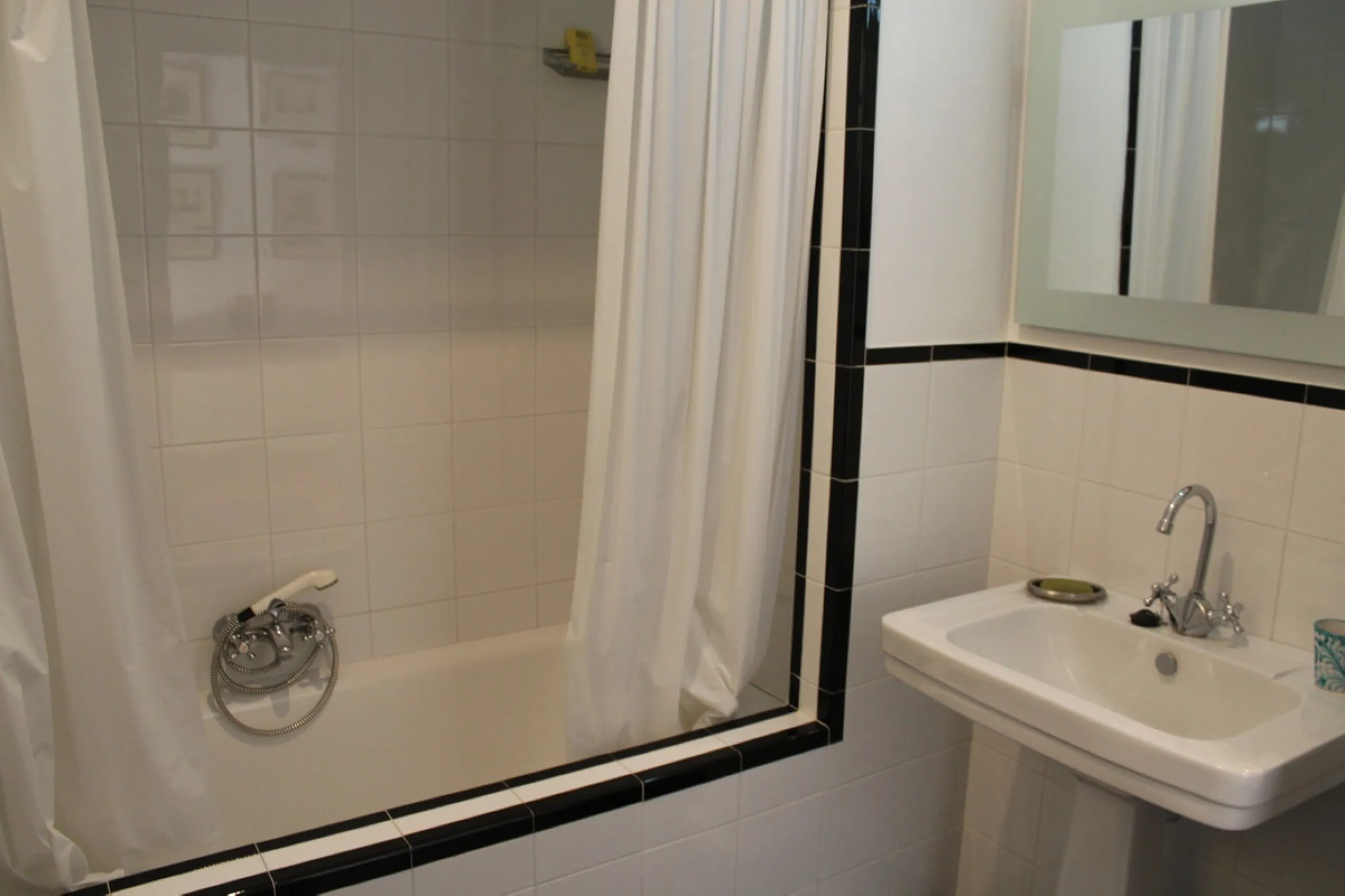 House - Finca - Cortijo в продаже в Ronda, Málaga. В доме 6 спален и 6 ванных комнат. Площадь дома 628 м². Площадь участка 245539 м²