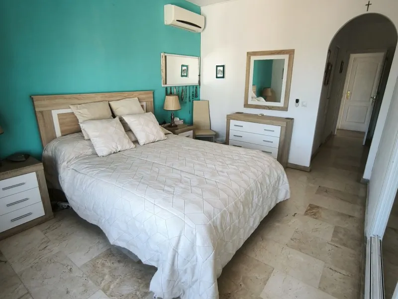 House - Detached Villa в продаже в Mijas, Málaga. В доме 5 спален и 3 ванных комнат. Площадь дома 218 м². Площадь участка 680 м²