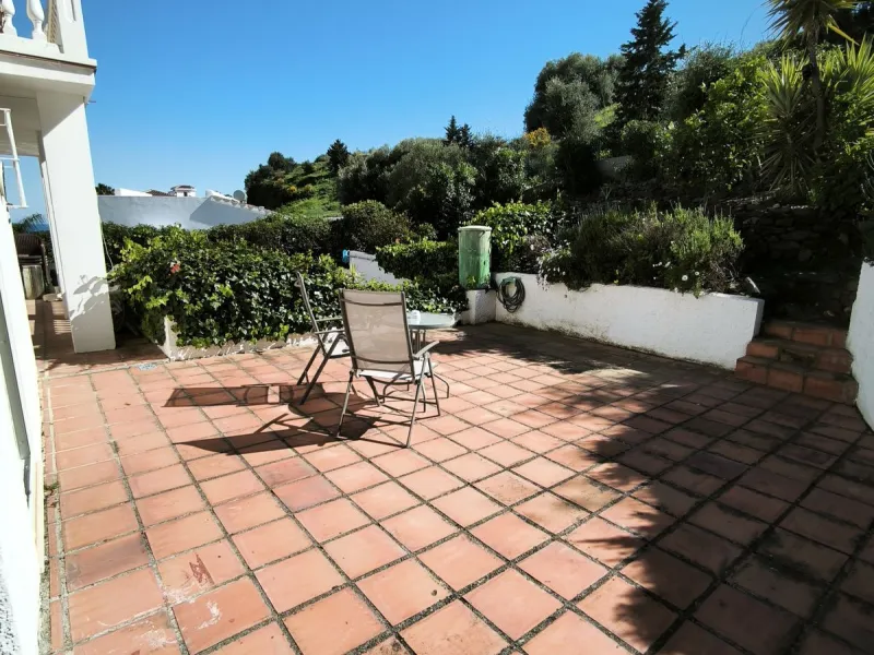 House - Detached Villa в продаже в Mijas, Málaga. В доме 5 спален и 3 ванных комнат. Площадь дома 218 м². Площадь участка 680 м²