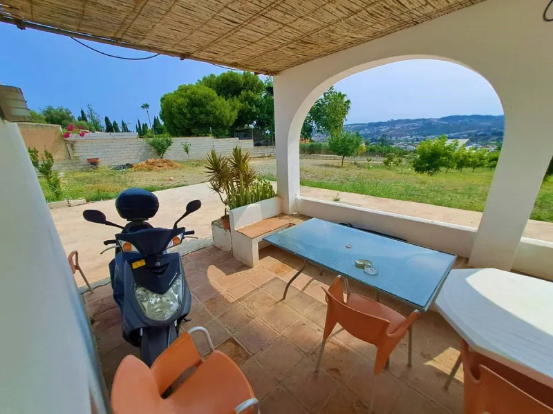 Plot of walnut trees of almost 5.000 m2 next to the Lagunas de Mijas. It is an agricultural property with electricity and water, it has a quarterly water cost of 150 euros fixed, so with 50 euros per month you have all the necessary water for the farm. On
