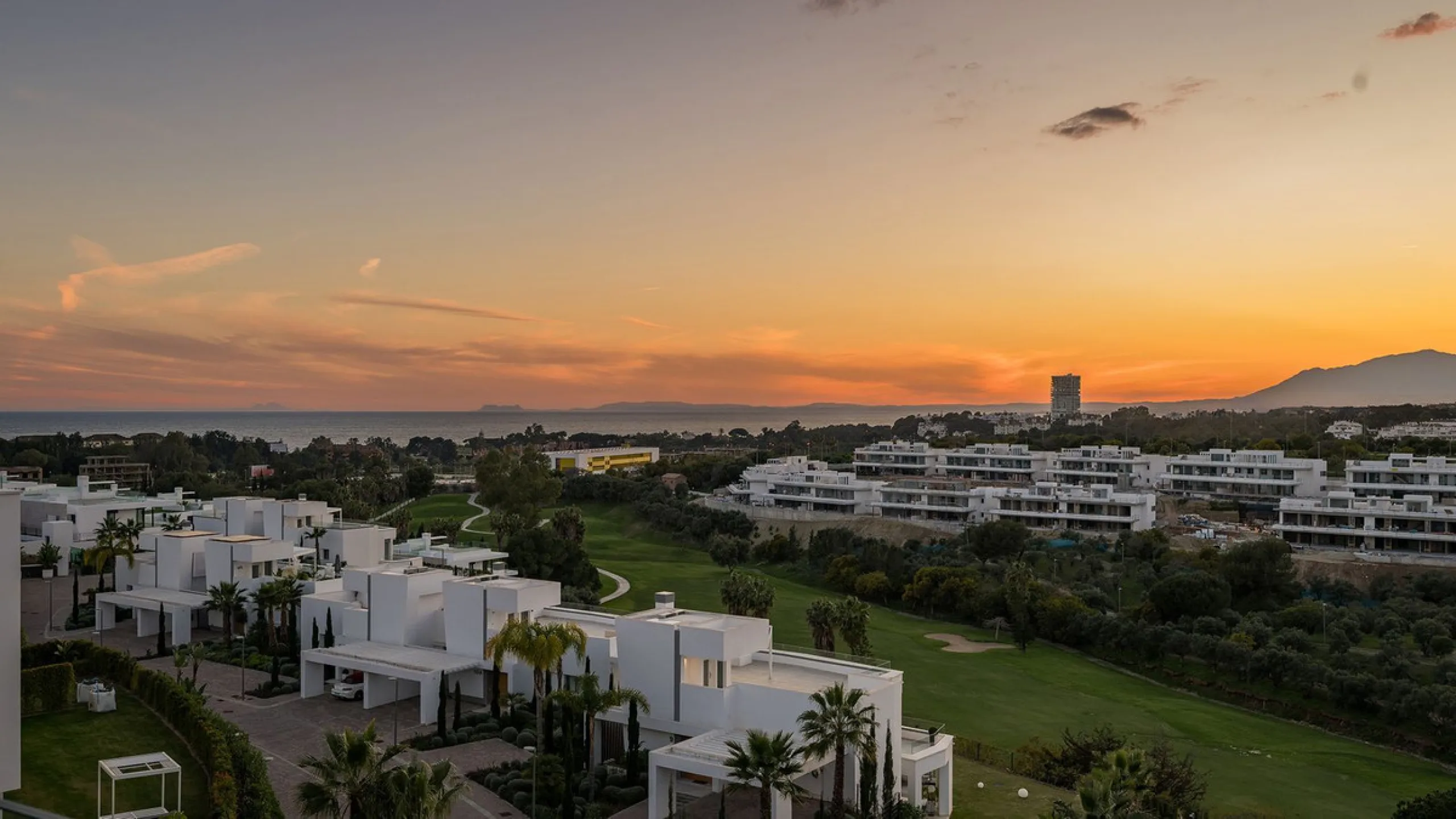 UNIQUE PENTHOUSE | SOUL SUNSET | SANTA CLARA GOLF | POOL | SEA, CITY & MOUNTAIN VIEWS