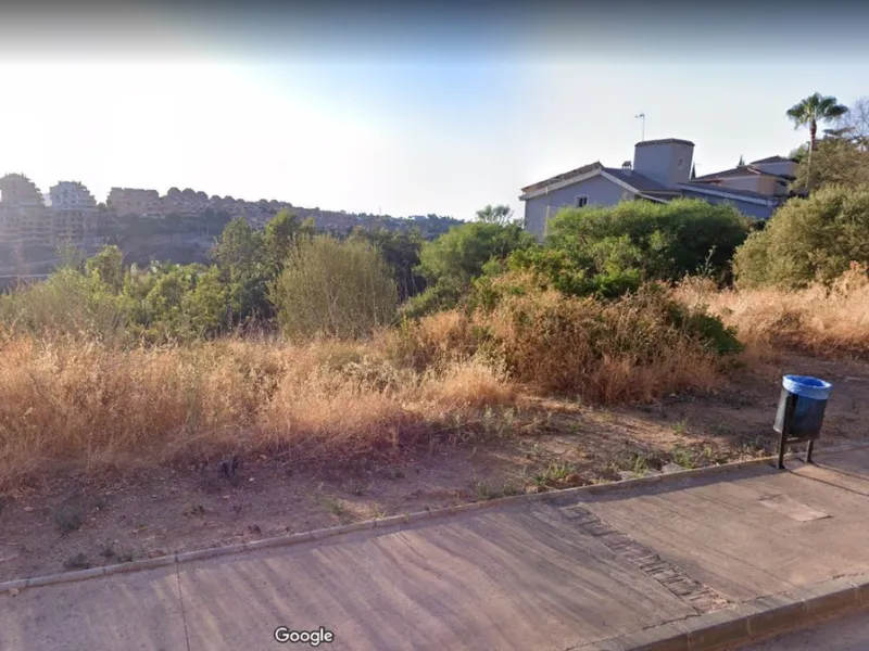 Plot - Residential Plot в продаже в Marbella, Málaga. Площадь участка 1088 м²
