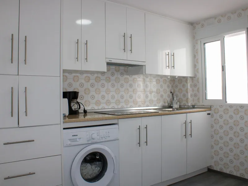 UNIQUE INVESTMENT OPPORTUNITY, property in the center of Nerja with three apartments and tourist license.