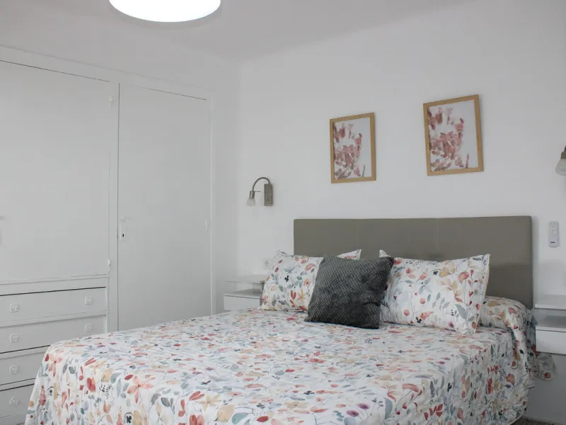 UNIQUE INVESTMENT OPPORTUNITY, property in the center of Nerja with three apartments and tourist license.