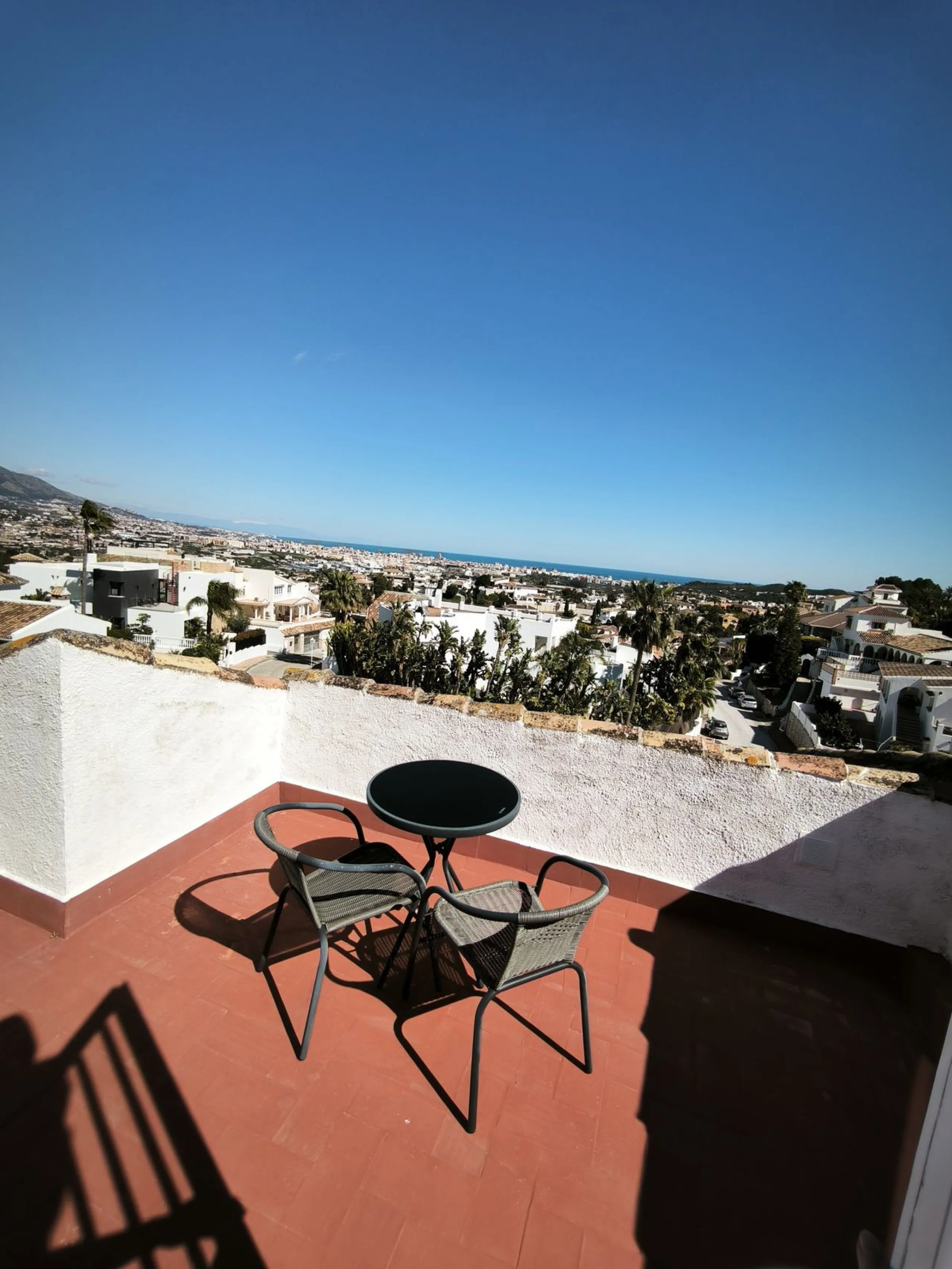 House - Detached Villa в продаже в Mijas, Málaga. В доме 5 спален и 3 ванных комнат. Площадь дома 218 м². Площадь участка 680 м²