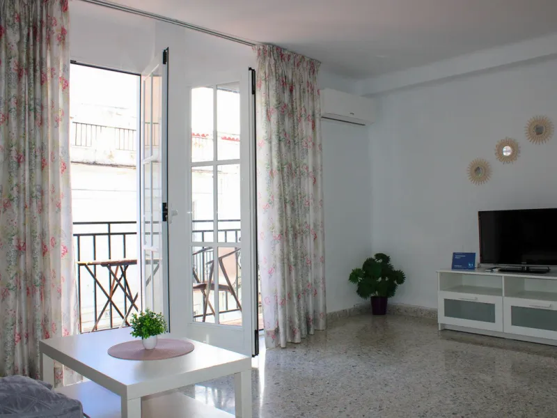 UNIQUE INVESTMENT OPPORTUNITY, property in the center of Nerja with three apartments and tourist license.