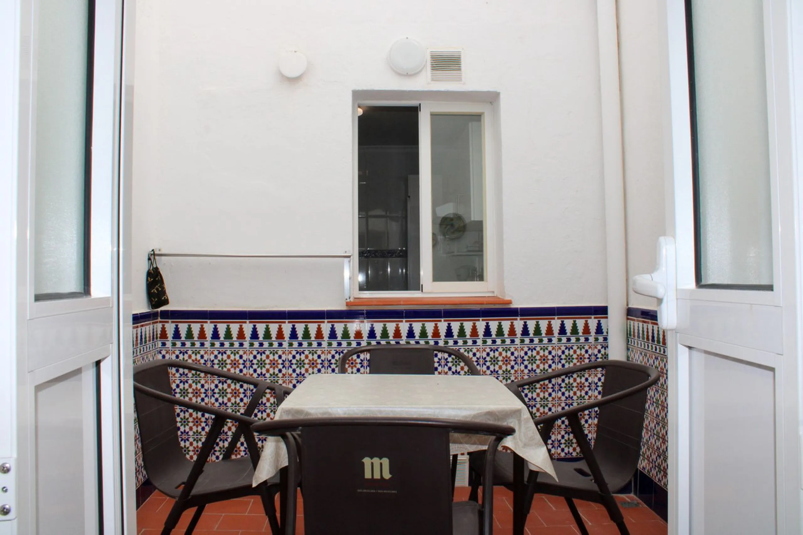 UNIQUE INVESTMENT OPPORTUNITY, property in the center of Nerja with three apartments and tourist license.