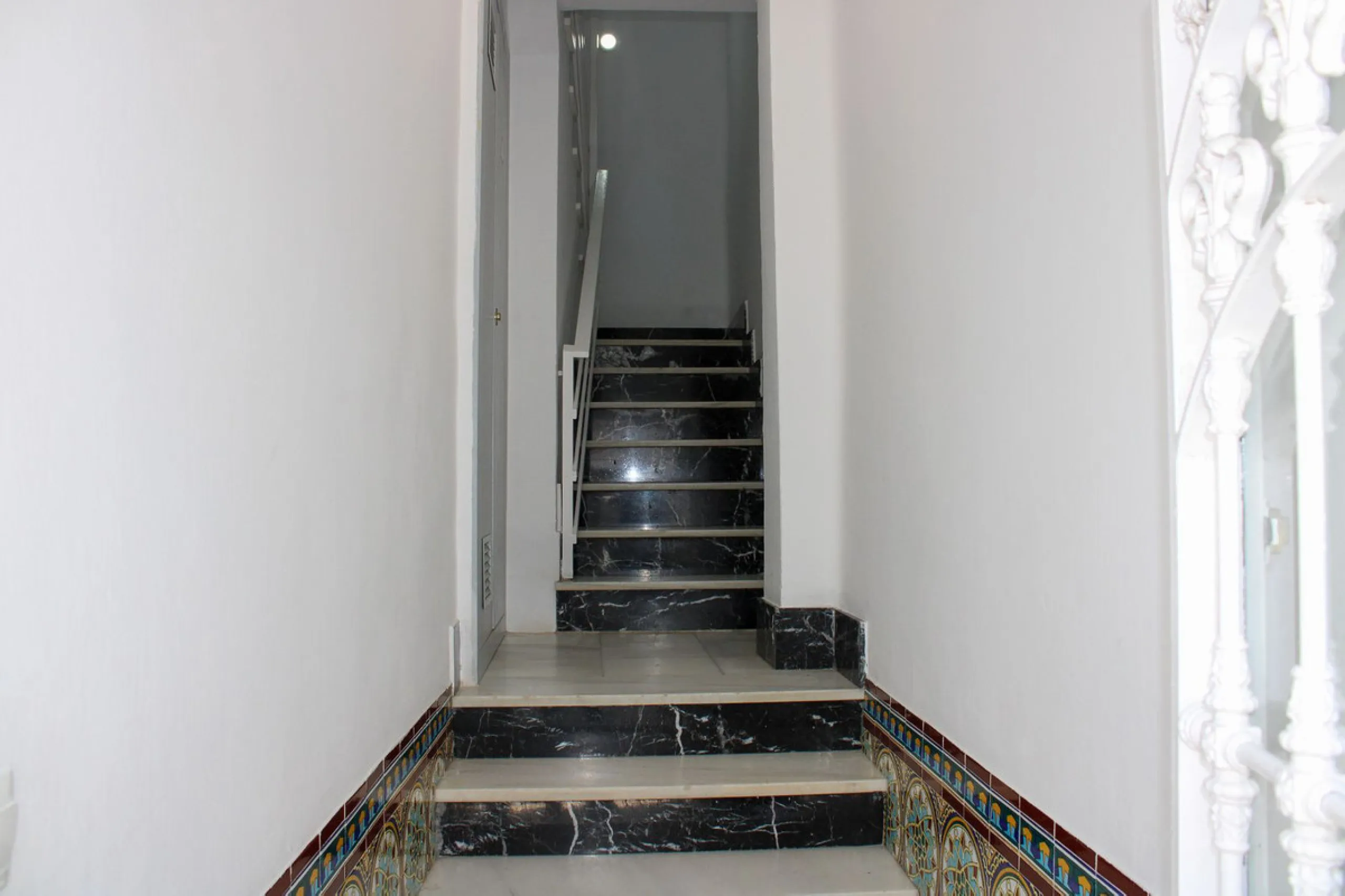 UNIQUE INVESTMENT OPPORTUNITY, property in the center of Nerja with three apartments and tourist license.