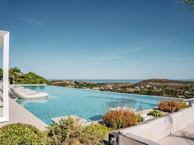 Добро пожаловать в Ла Изабелла, коронный драгоценный камень Marbella Club Golf Resort