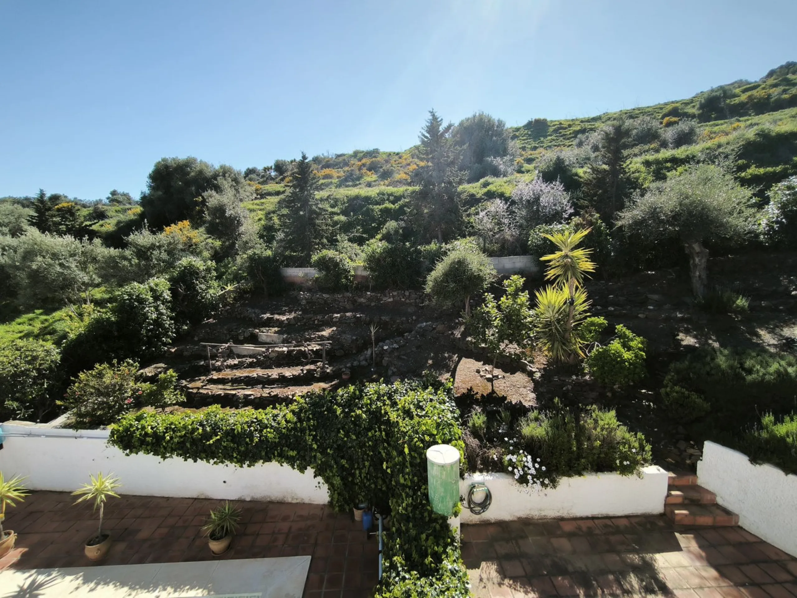 House - Detached Villa в продаже в Mijas, Málaga. В доме 5 спален и 3 ванных комнат. Площадь дома 218 м². Площадь участка 680 м²