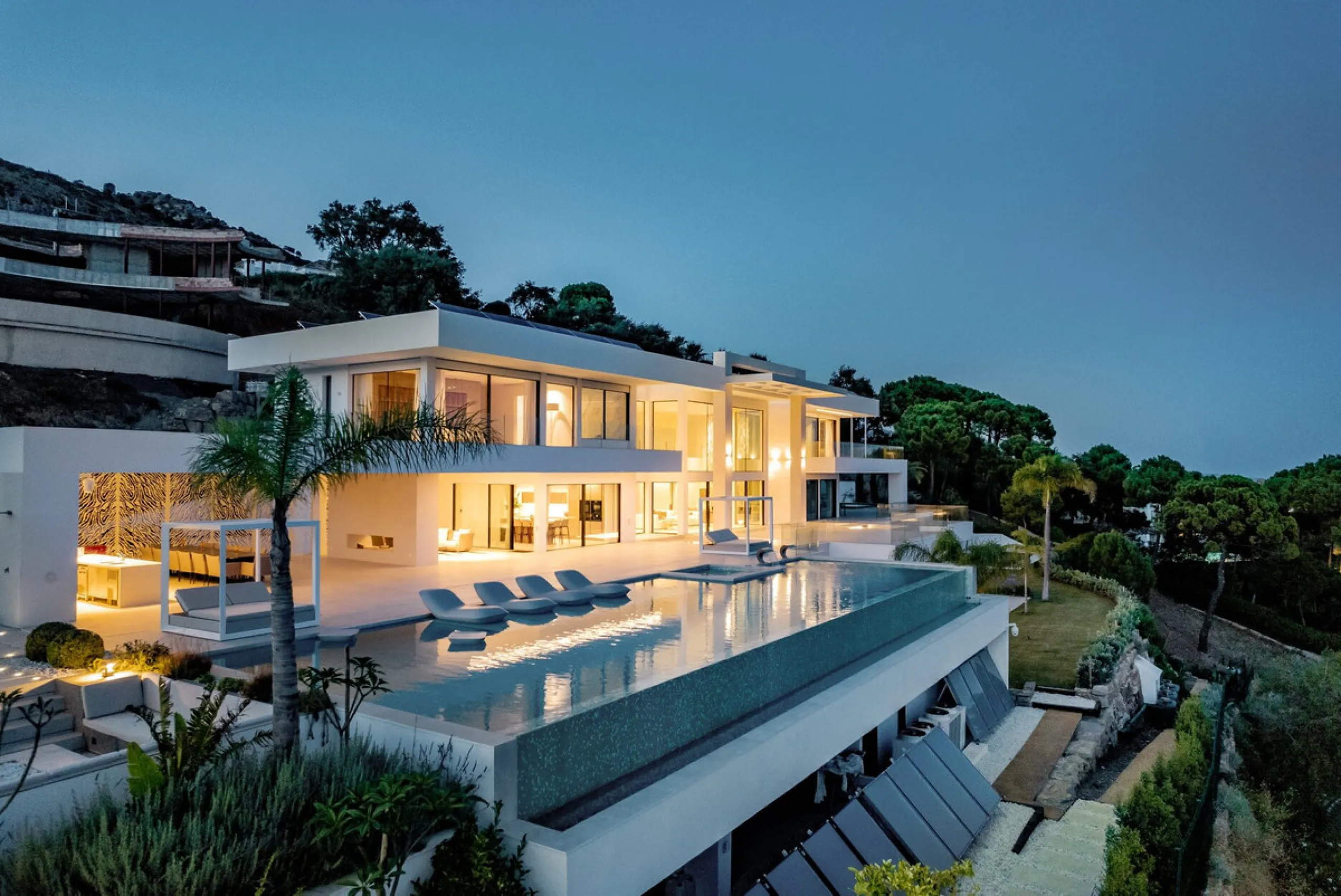 Добро пожаловать в Ла Изабелла, коронный драгоценный камень Marbella Club Golf Resort