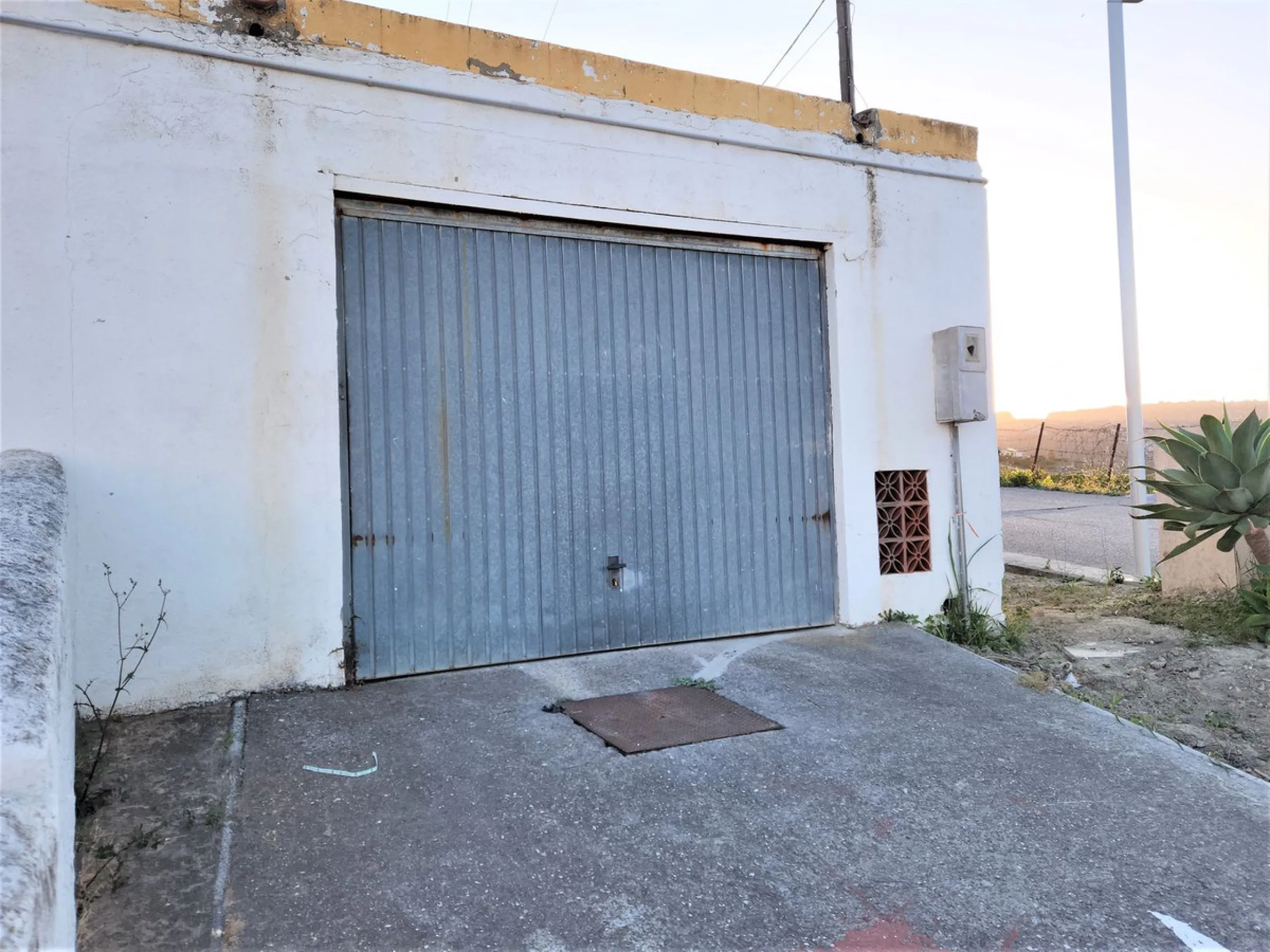 Commercial - Storage Room в продаже в Manilva, Málaga. Площадь дома 1130 м²